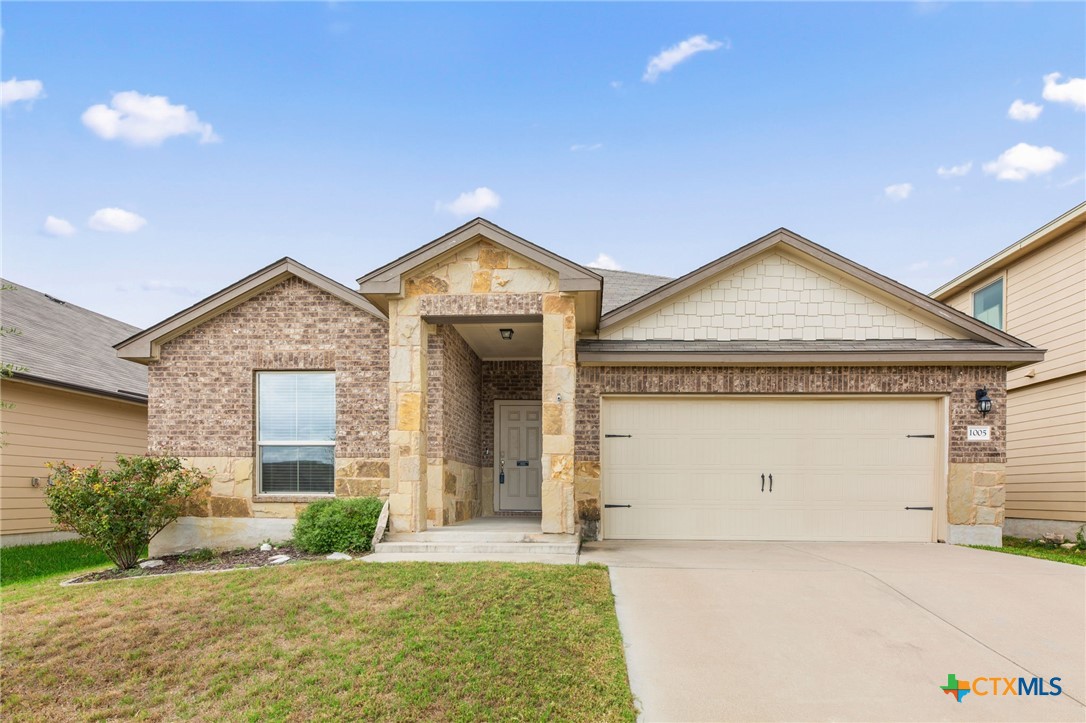 1005 Ibis Falls Loop Property Photo 1