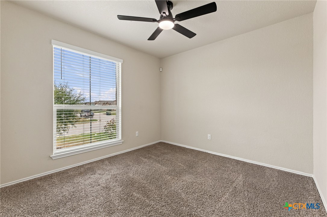 1005 Ibis Falls Loop Property Photo 9