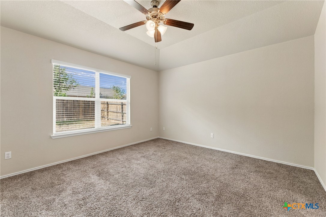 1005 Ibis Falls Loop Property Photo 27