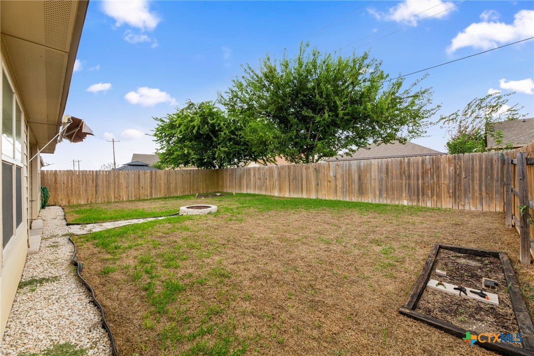 1005 Ibis Falls Loop Property Photo 40