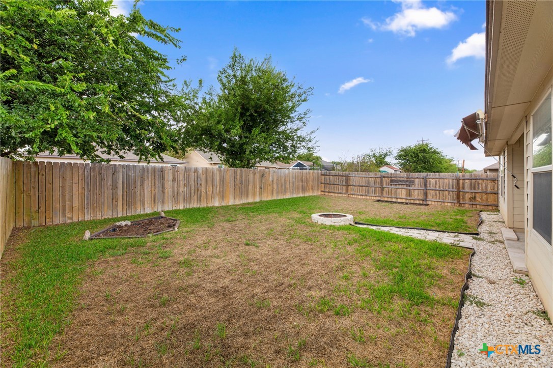 1005 Ibis Falls Loop Property Photo 44