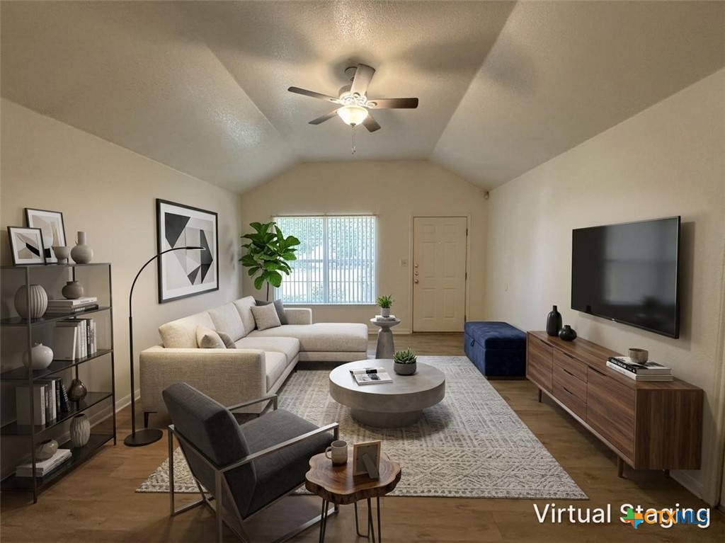 4800 John David Drive Property Photo 2