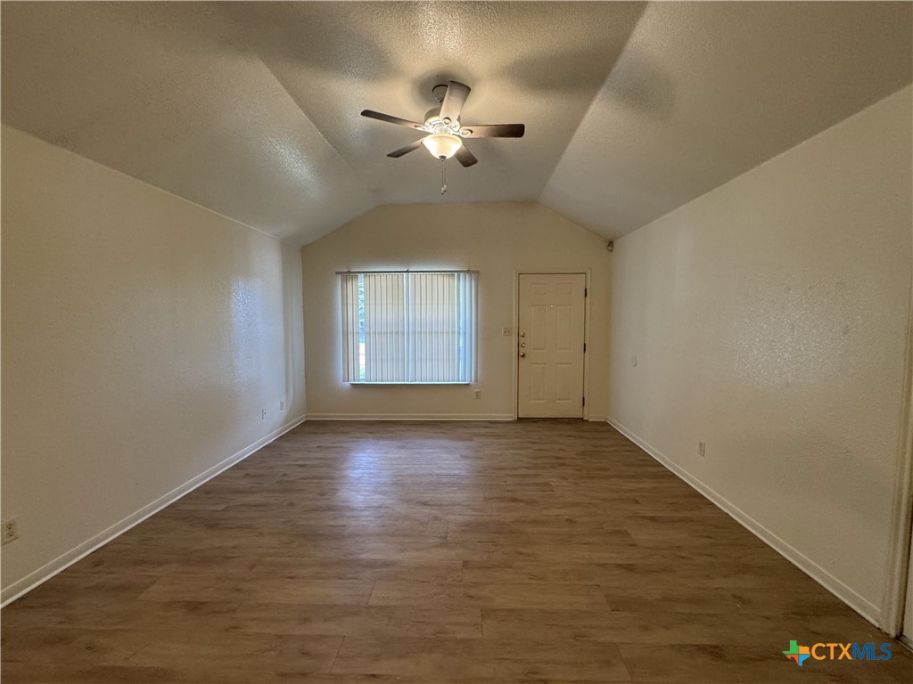 4800 John David Drive Property Photo 3