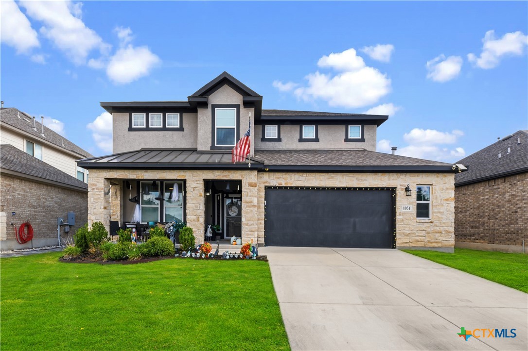 1051 Buffalo Grove Property Photo 1