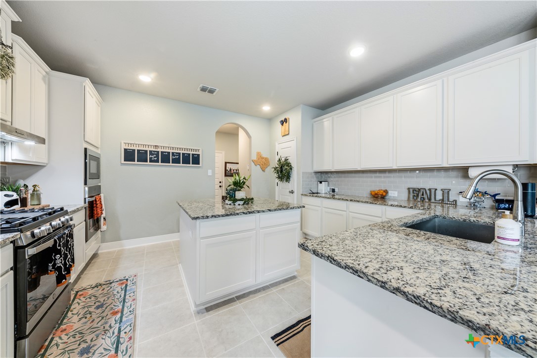 1051 Buffalo Grove Property Photo 12