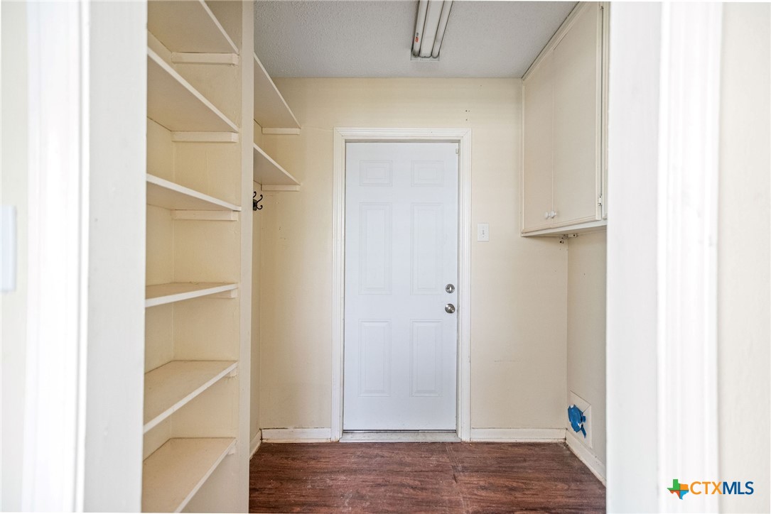 2107 Jackson Street Property Photo 11