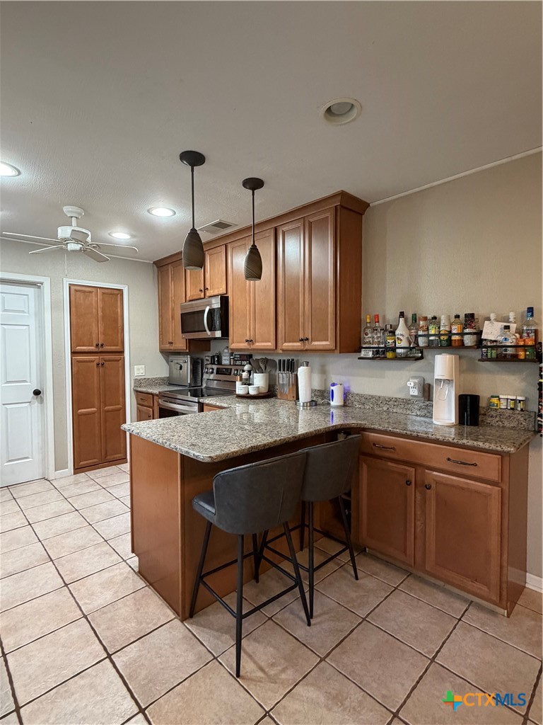 1677 Coletoville Rd E Property Photo 4