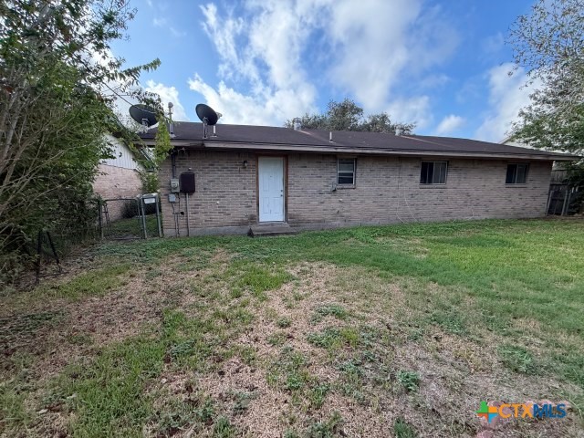 615 Avenue C Property Photo 3
