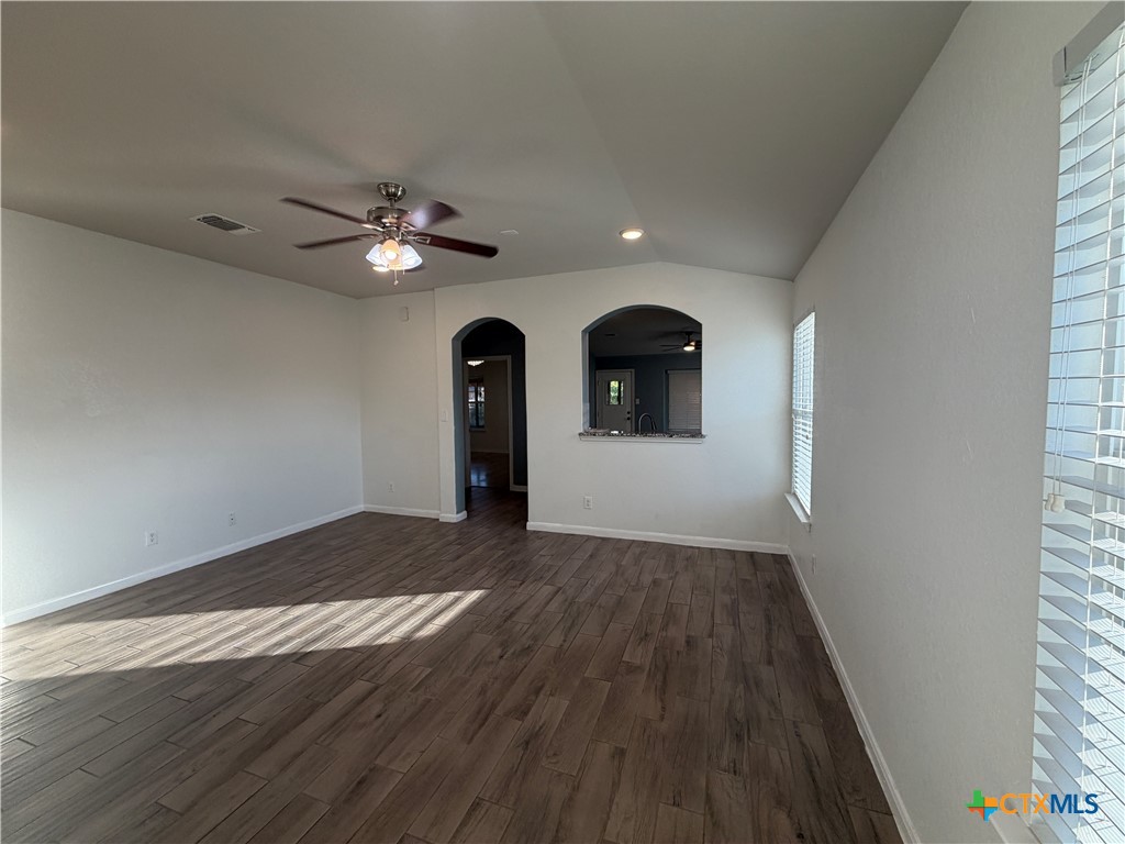 2293 Falcon Way Property Photo 5