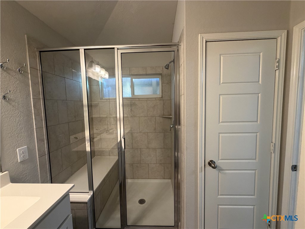 2293 Falcon Way Property Photo 16