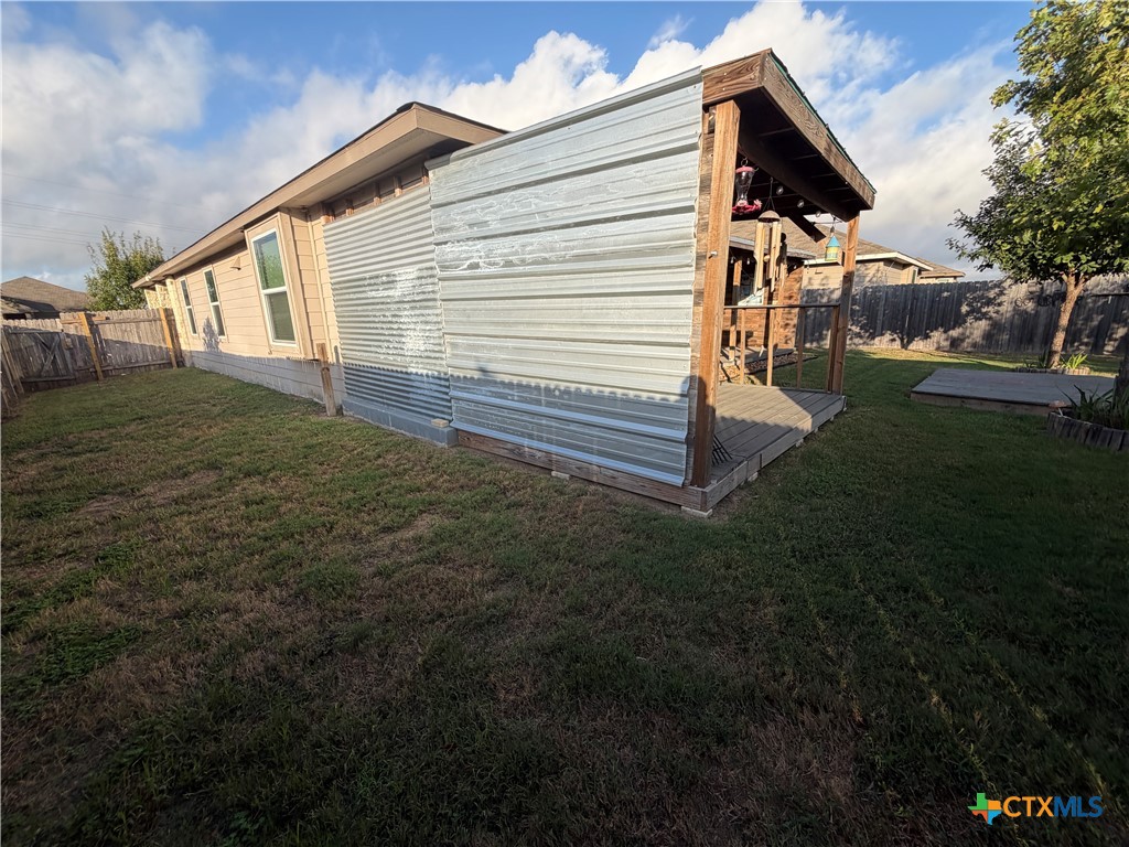 2293 Falcon Way Property Photo 25