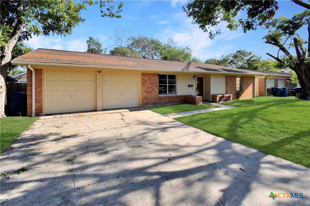 522 Willowick Drive Property Photo 1