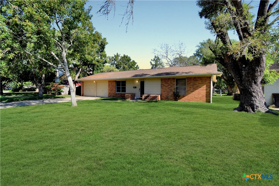 522 Willowick Drive Property Photo 3