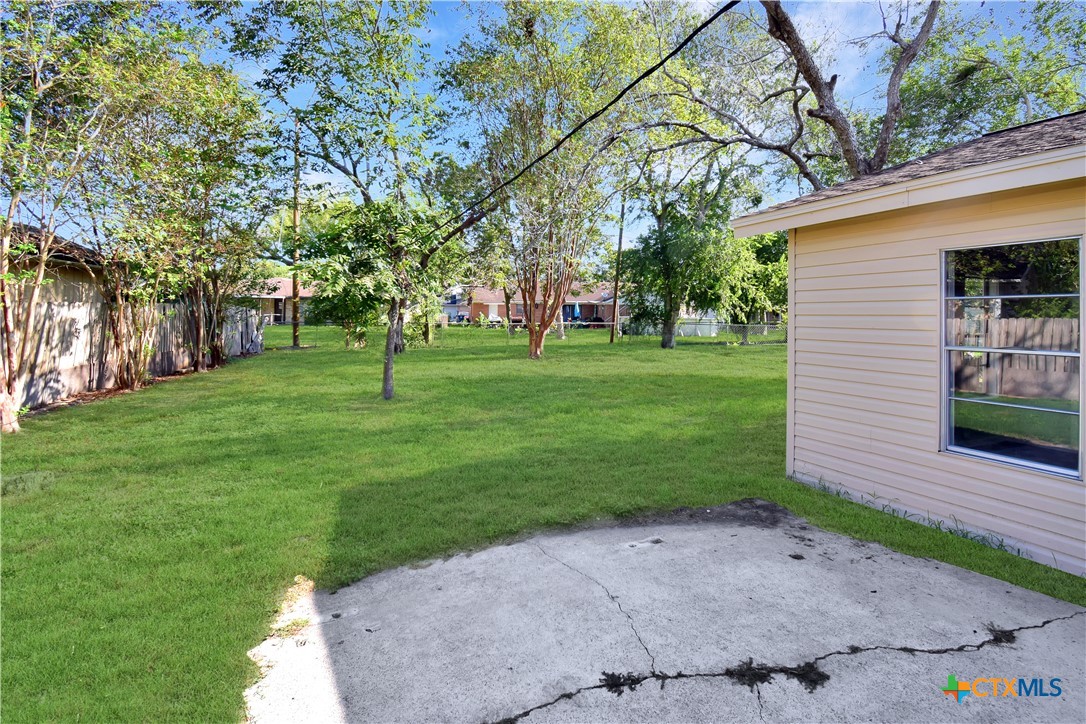 522 Willowick Drive Property Photo 16