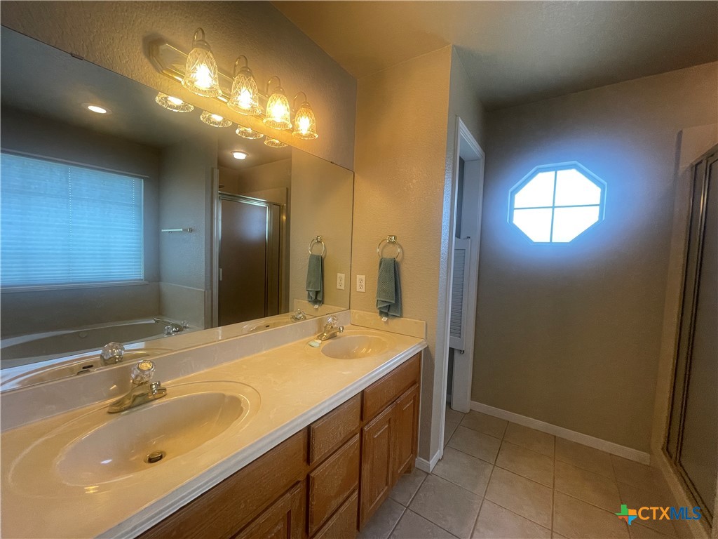 2204 Excel Drive Property Photo 30