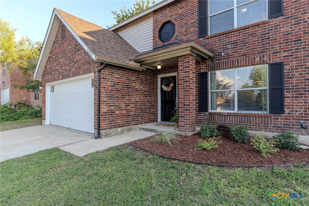 2602 Andres Way Property Photo 1