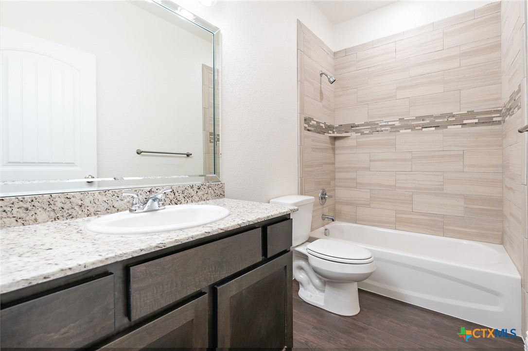 5003 Rose Garden Loop Property Photo 12