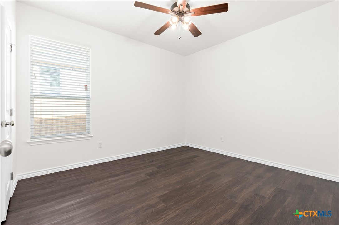 5003 Rose Garden Loop Property Photo 13
