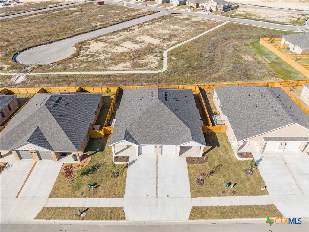 5003 Rose Garden Loop Property Photo 27