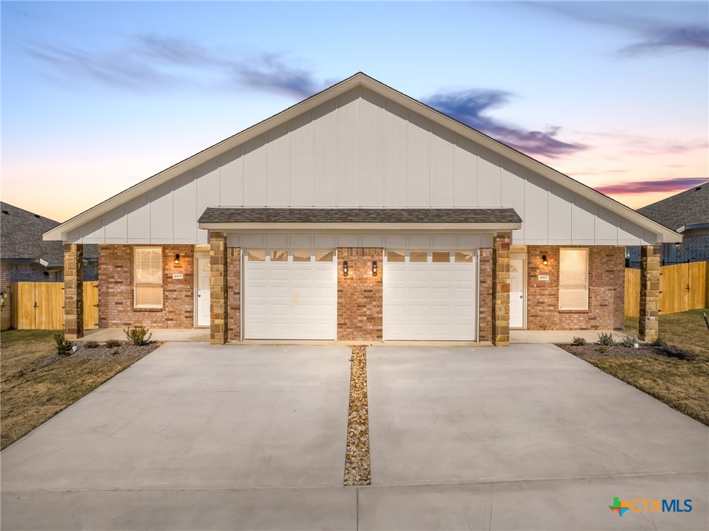 4907 Rose Garden Loop Property Photo 1