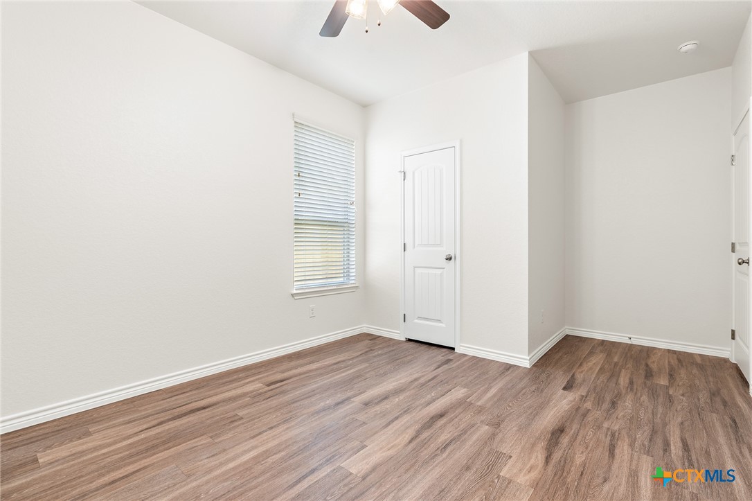 4907 Rose Garden Loop Property Photo 15