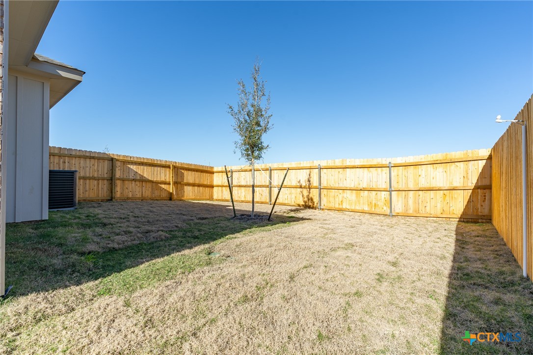 4907 Rose Garden Loop Property Photo 22