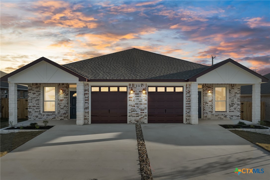 5206 Rose Garden Loop Property Photo 1