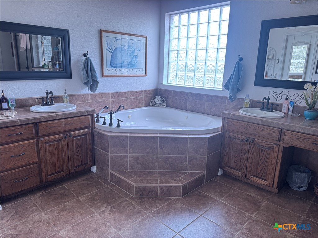 292 Private Road 5403 Property Photo 34