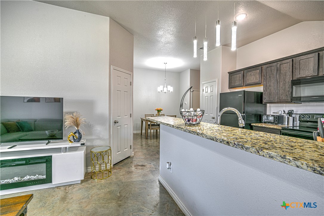 1307 Liberation Lane Property Photo 8