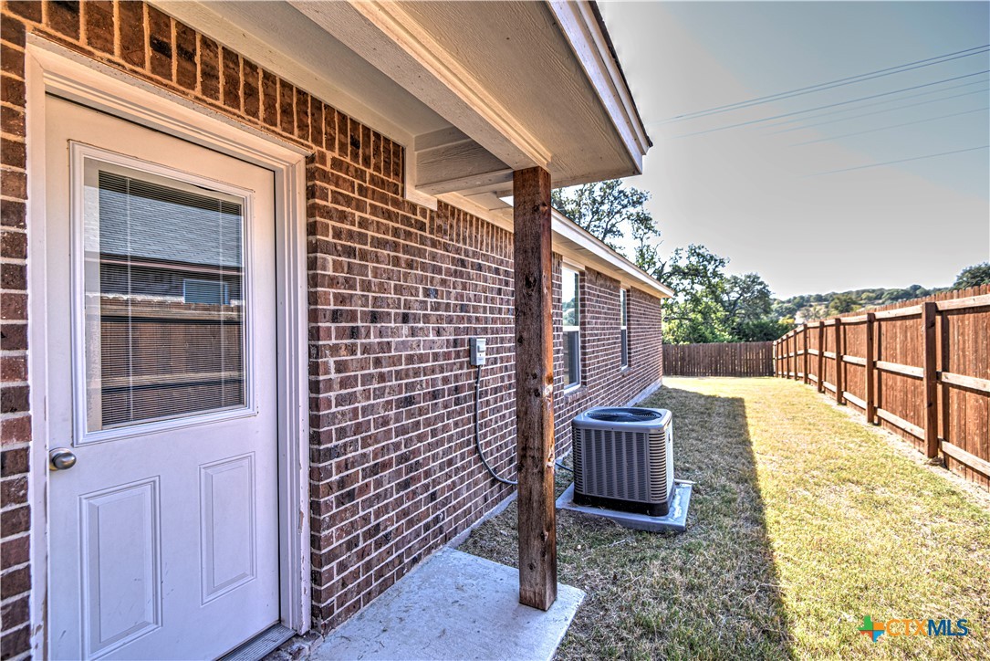 1307 Liberation Lane Property Photo 28