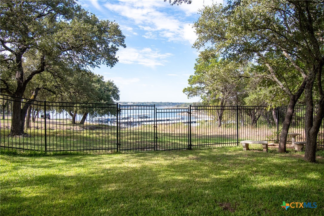 14 Calamity Jane Drive Property Photo 4