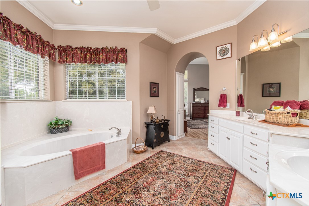 14 Calamity Jane Drive Property Photo 25