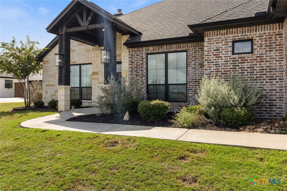 8244 Jericho Bluff Property Photo 5