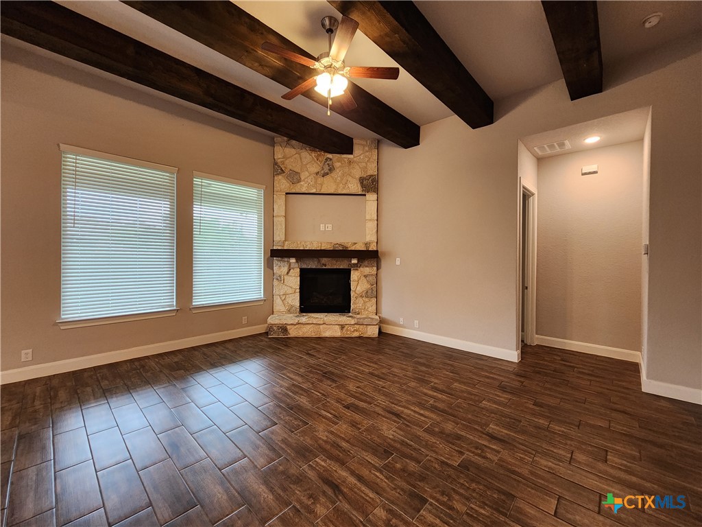 969 Carriage Loop Property Photo 3