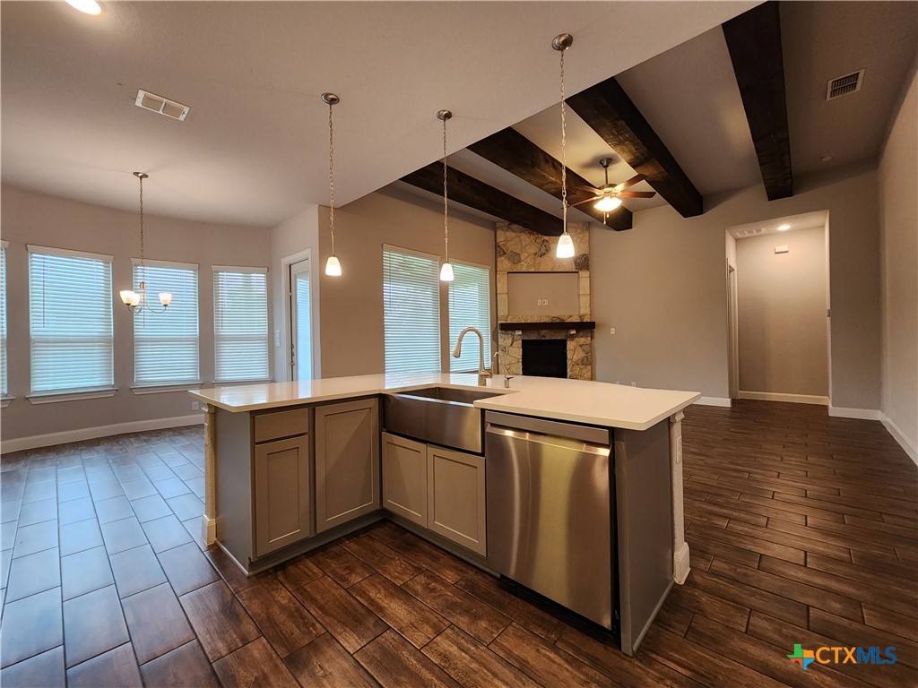 969 Carriage Loop Property Photo 12