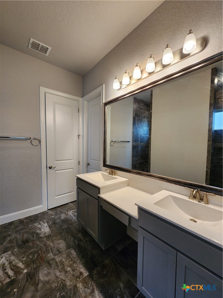 969 Carriage Loop Property Photo 20