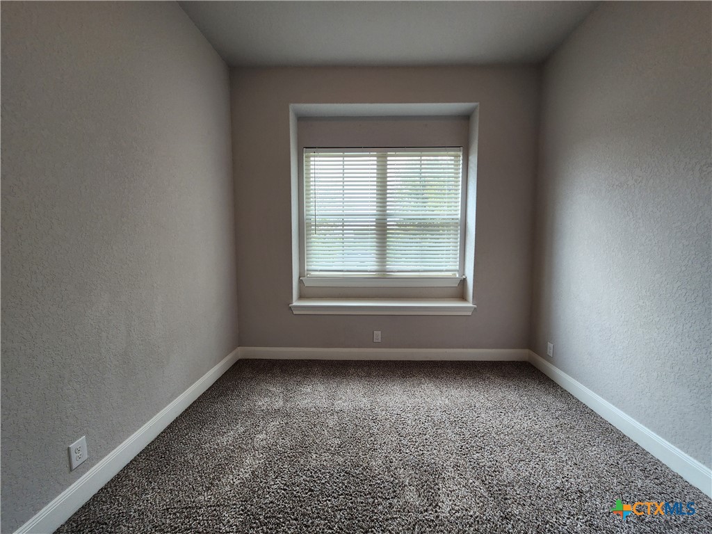 969 Carriage Loop Property Photo 24