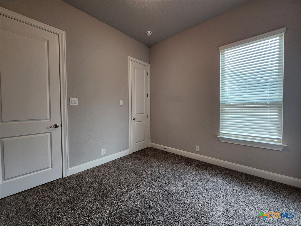 969 Carriage Loop Property Photo 27