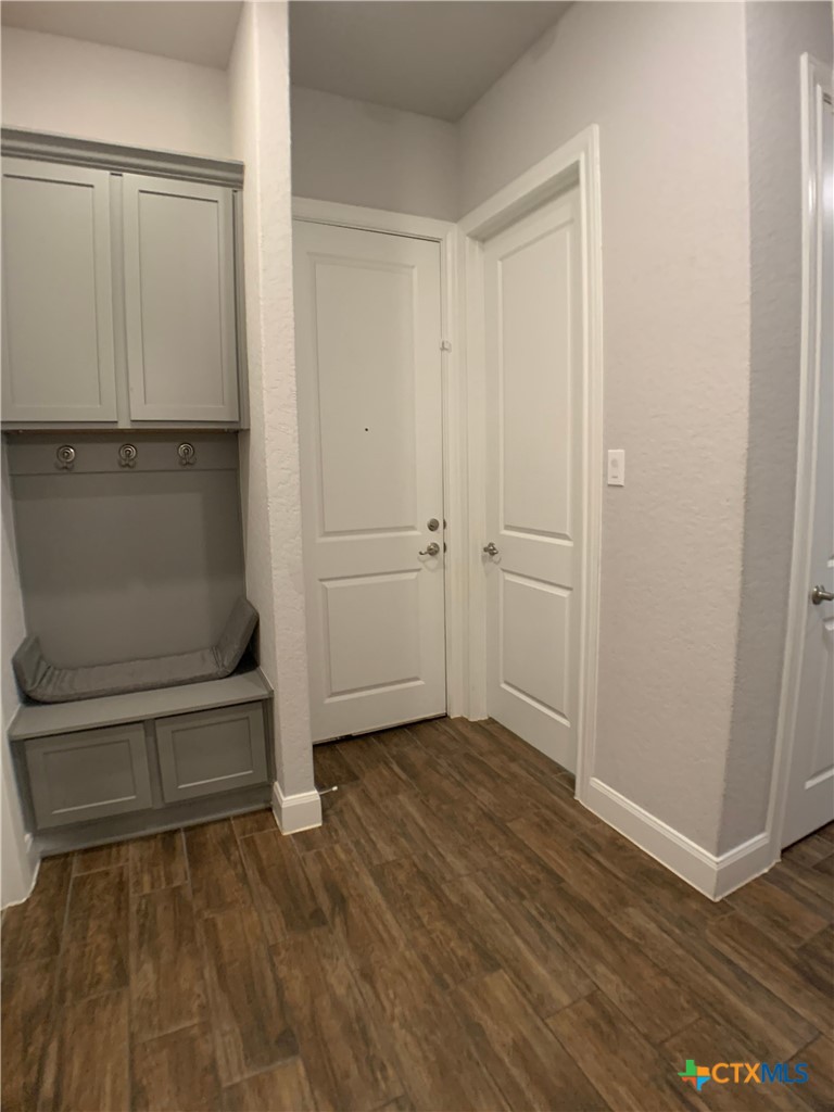 969 Carriage Loop Property Photo 34