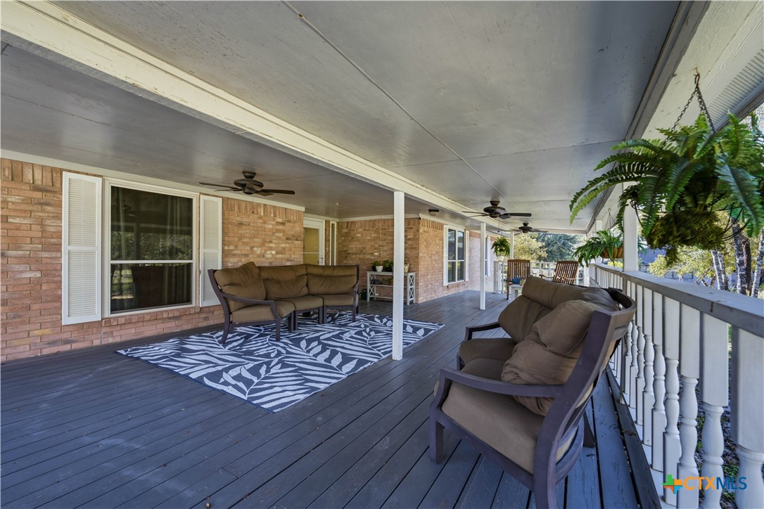 504 Arbor View Property Photo 3
