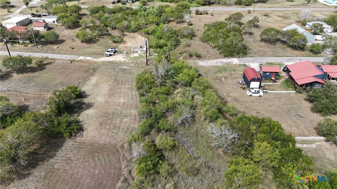 622 2nd Street Property Photo 5
