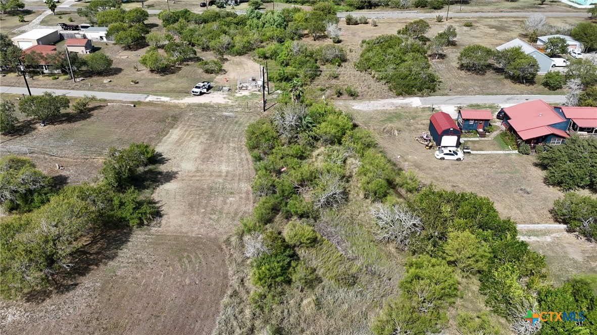 622 2nd Street Property Photo 6