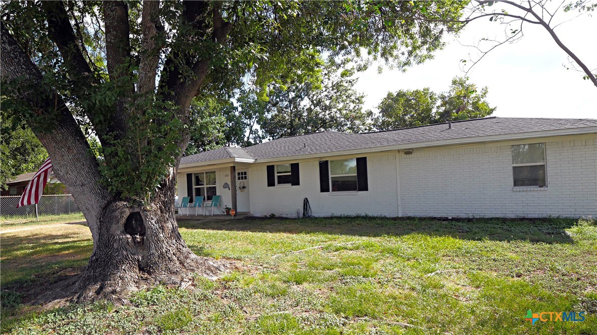 939 Pine Drive Property Photo 3