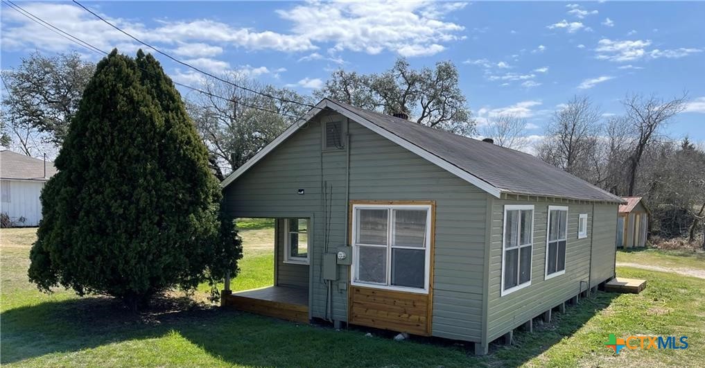 1127 Us Highway 59 Property Photo 1