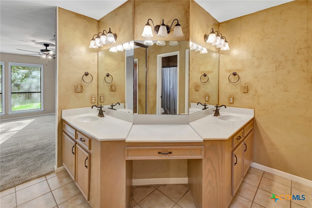606 Santa Fe Property Photo 19
