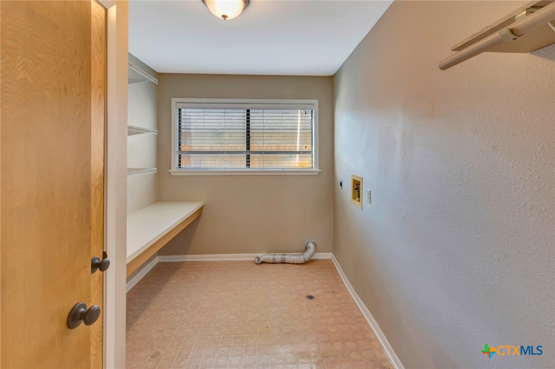 606 Santa Fe Property Photo 26