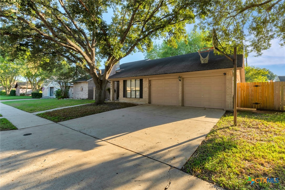 606 Santa Fe Property Photo 32