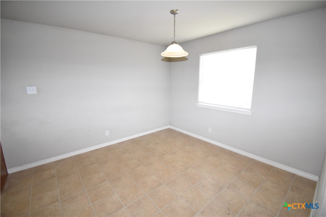 2702 Tarrant County Drive Property Photo 4