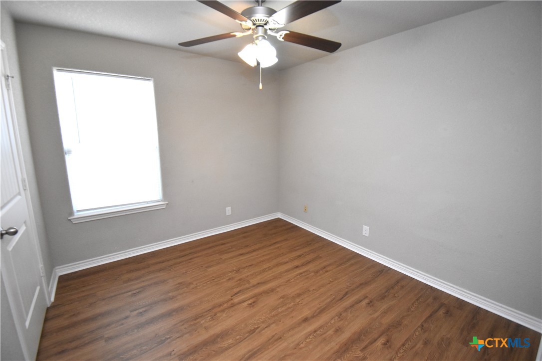 2702 Tarrant County Drive Property Photo 12