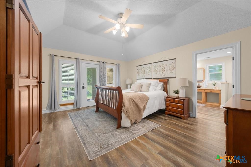 3912 Chisholm Trail Property Photo 17